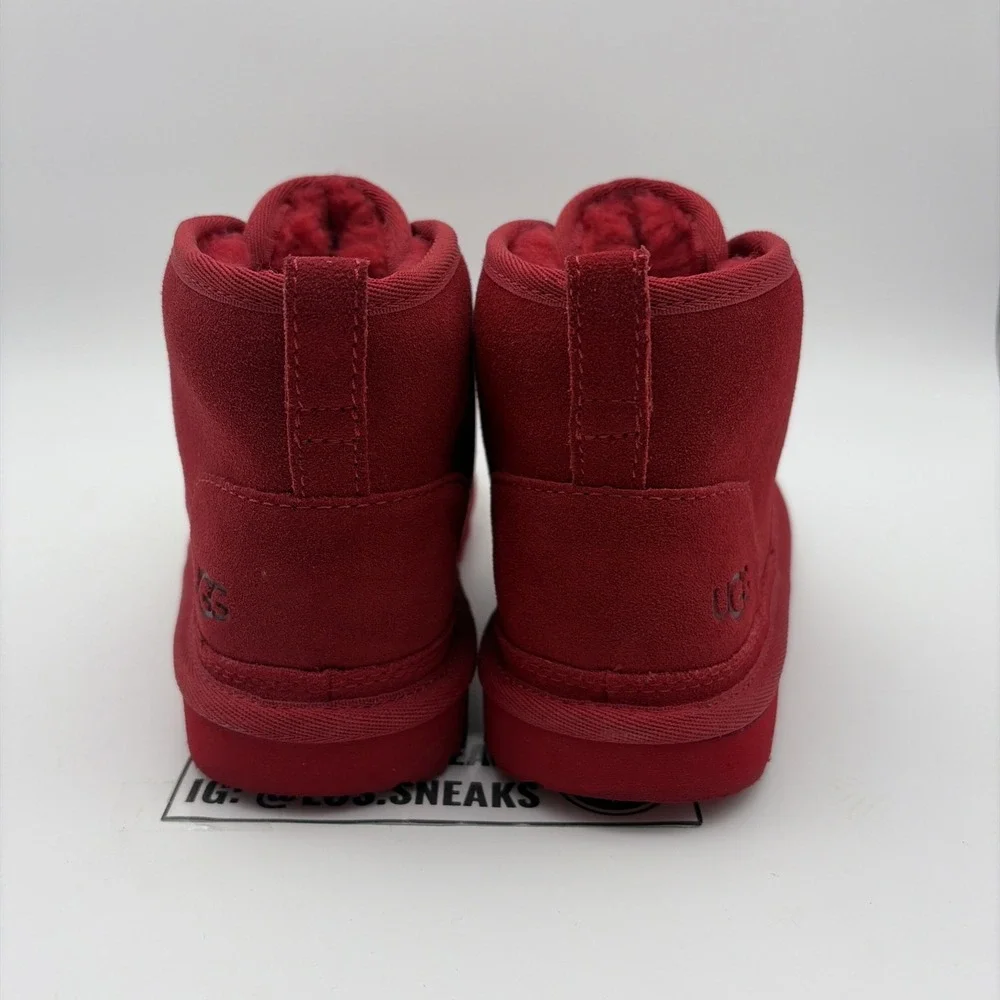 Size 4-Ugg Kids Neumel Red Chukka (1017320K)